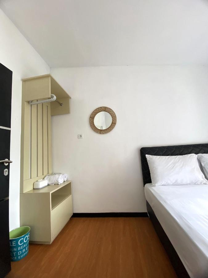 Villa Royal Arois Syariah Dekat Jatim Park 3 Tlekung Exterior photo